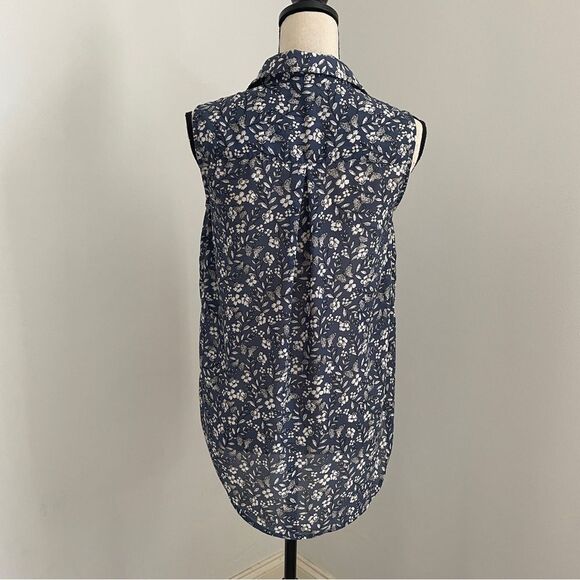 H&M Floral Sleeveless Button Down Shirt sz 2 Slate Blue Relaxed Oversized Blouse - Picture 3 of 11